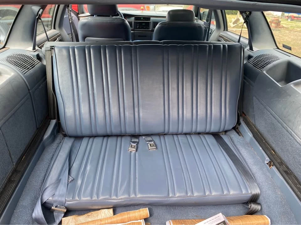 1995 Buick Roadmaster - Image 6 of 8