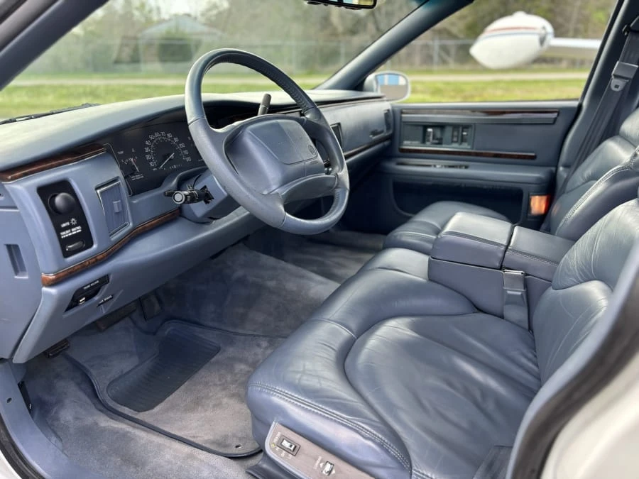1995 Buick Roadmaster - Image 5 of 14