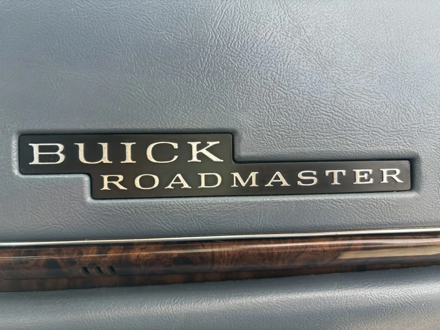 1995 Buick Roadmaster - Image 14 of 14