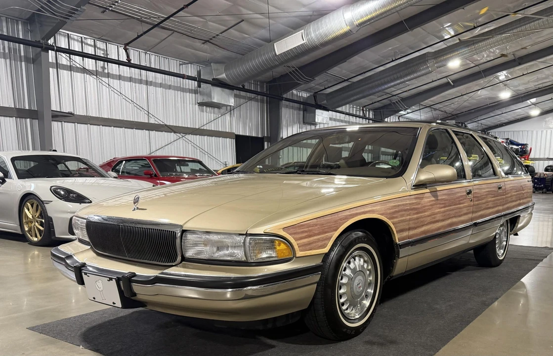 1995 Buick Roadmaster - Image 5 of 31