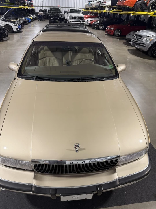 1995 Buick Roadmaster - Image 17 of 31