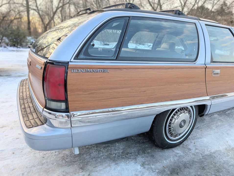 1995 Buick Roadmaster - Image 18 of 31