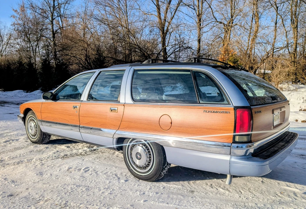 1995 Buick Roadmaster - Image 12 of 31