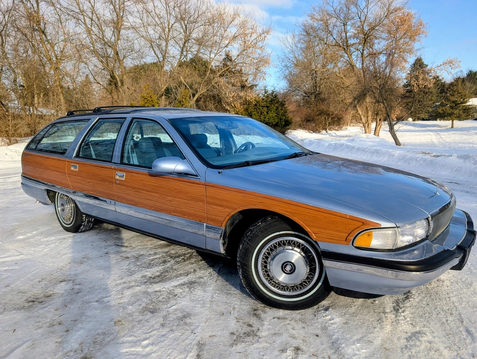 1995 Buick Roadmaster - Image 6 of 31