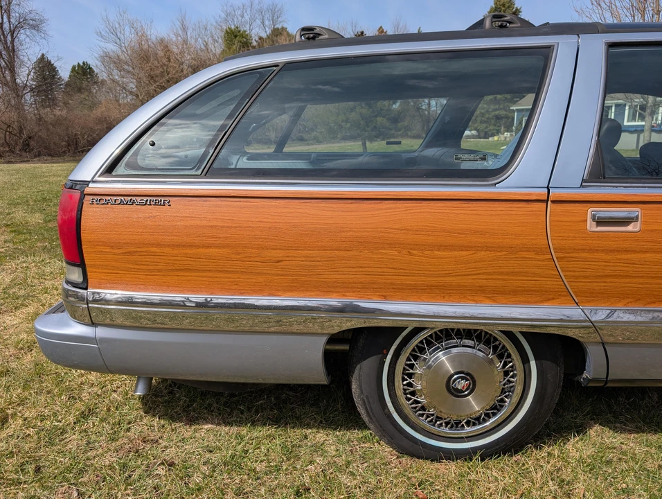 1995 Buick Roadmaster - Image 19 of 31