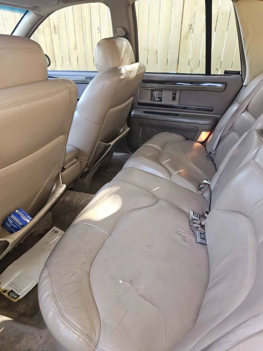 1995 Buick Roadmaster - Image 3 of 10