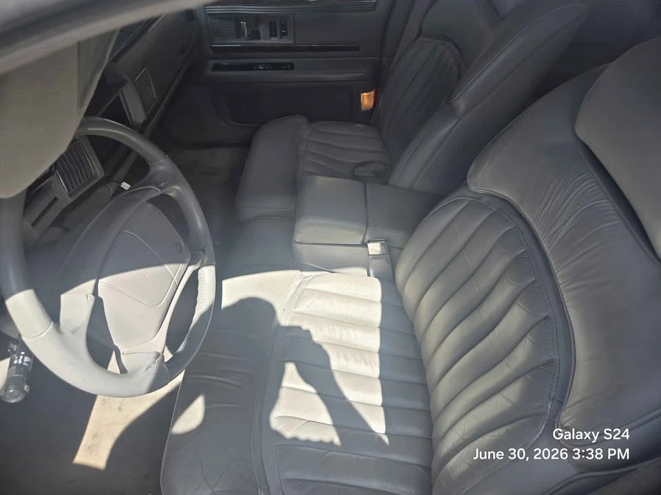 1995 Buick Roadmaster - Image 9 of 9