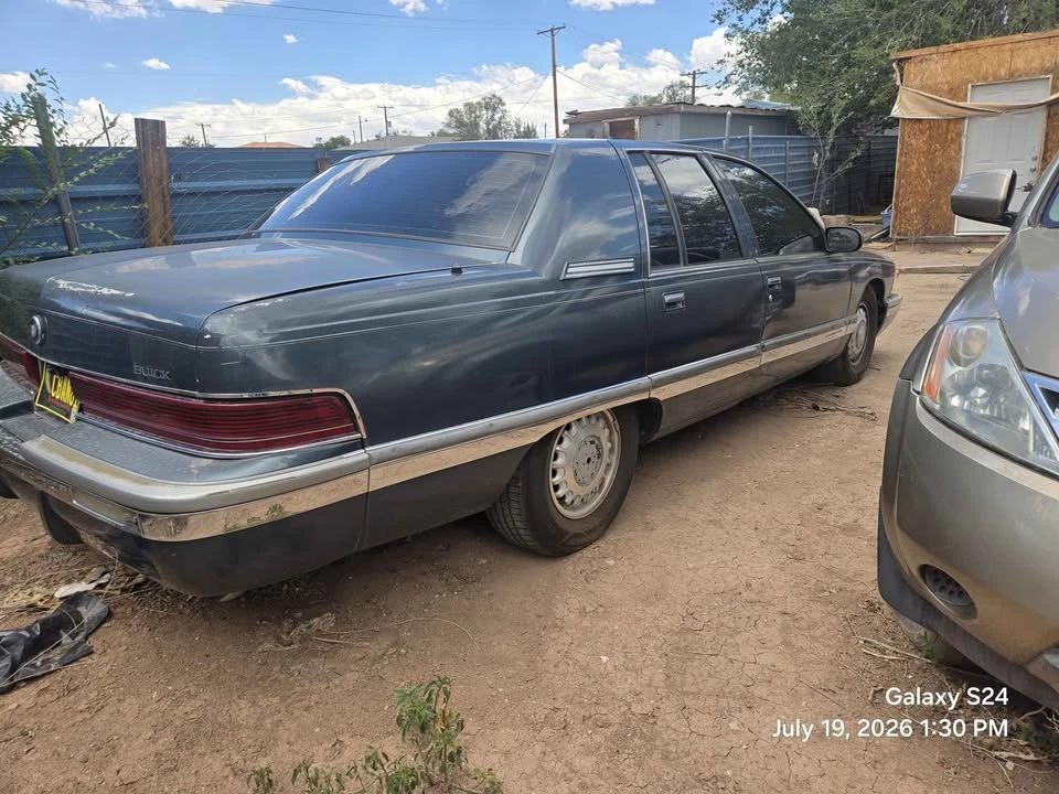 1995 Buick Roadmaster - Image 3 of 9