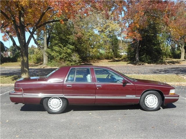 1995 Buick Roadmaster - Image 2 of 12