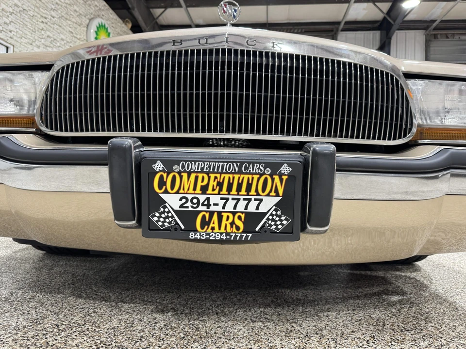 1995 Buick Roadmaster - Image 30 of 31