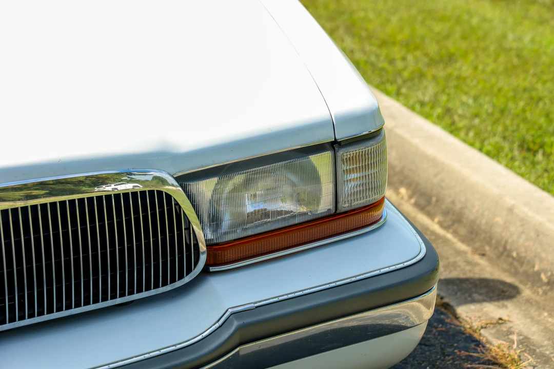 1995 Buick Roadmaster - Image 30 of 31