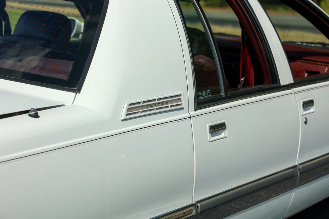 1995 Buick Roadmaster - Image 20 of 31