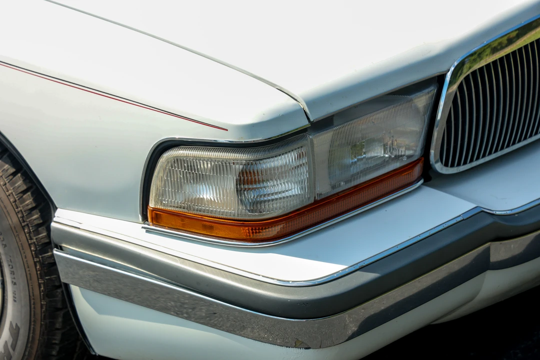 1995 Buick Roadmaster - Image 25 of 31