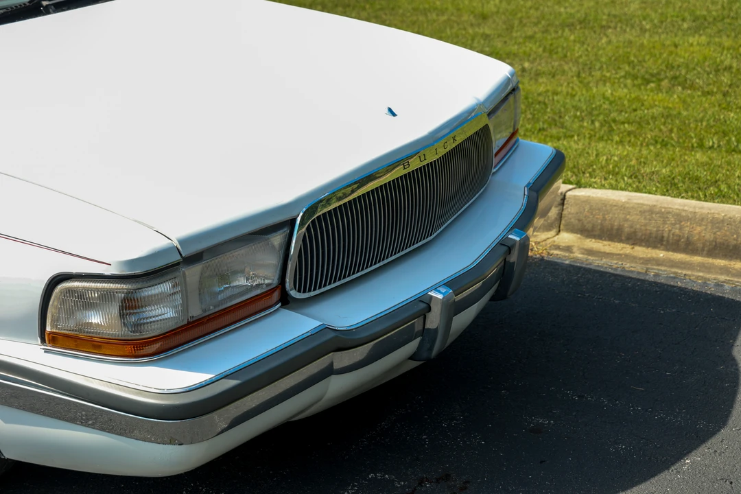 1995 Buick Roadmaster - Image 26 of 31
