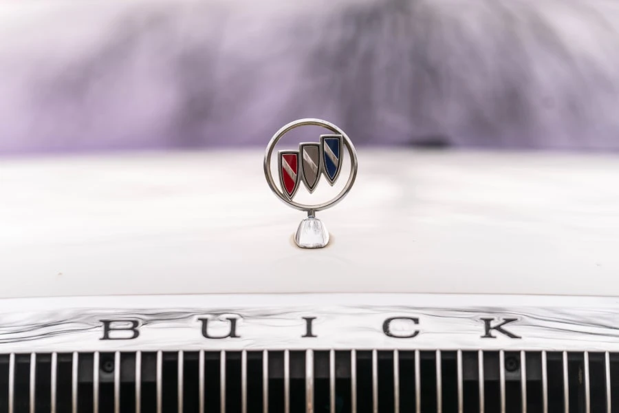 1995 Buick Roadmaster - Image 7 of 24