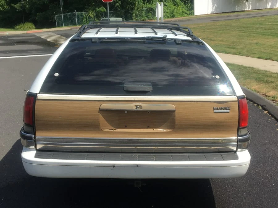 1995 Buick Roadmaster - Image 7 of 10