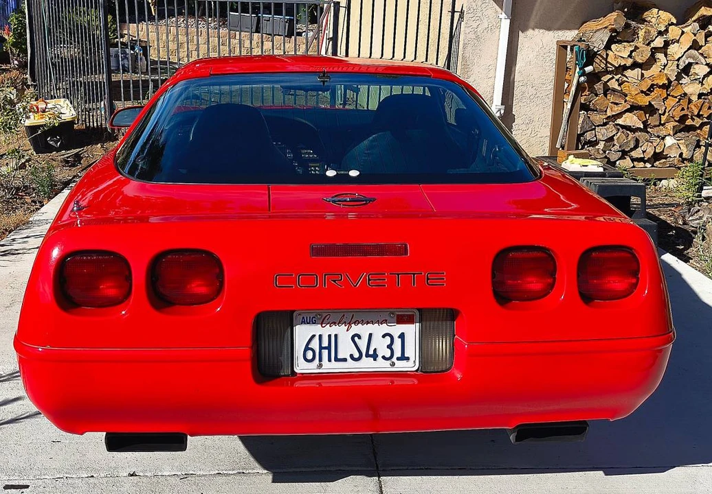1995 Chevrolet Corvette C4 - Image 8 of 16