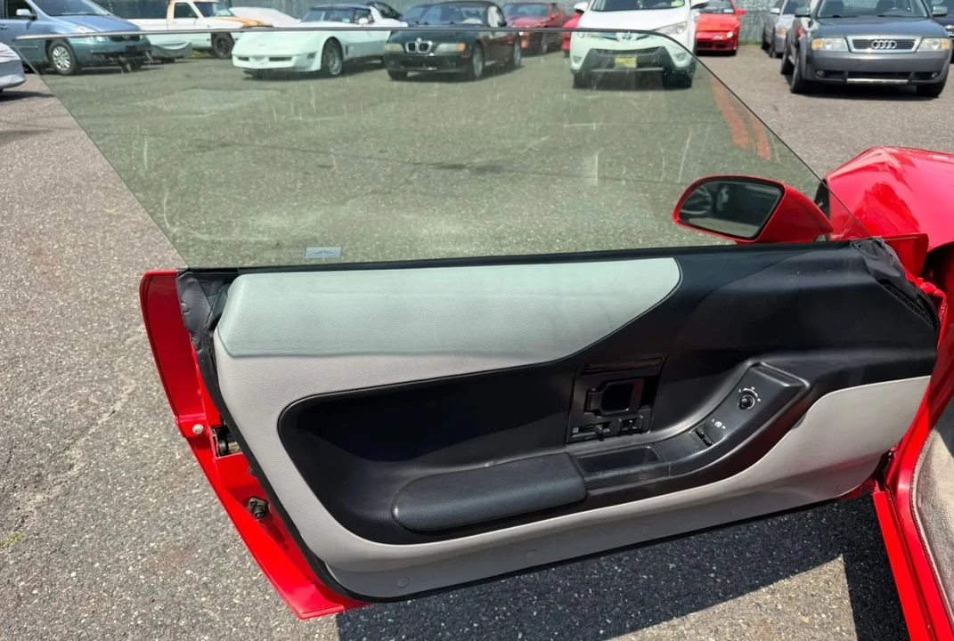 1995 Chevrolet Corvette C4 - Image 14 of 31