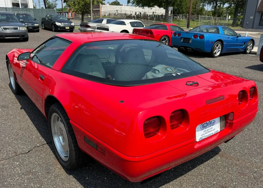 1995 Chevrolet Corvette C4 - Image 8 of 31