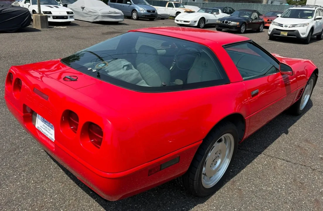 1995 Chevrolet Corvette C4 - Image 11 of 31
