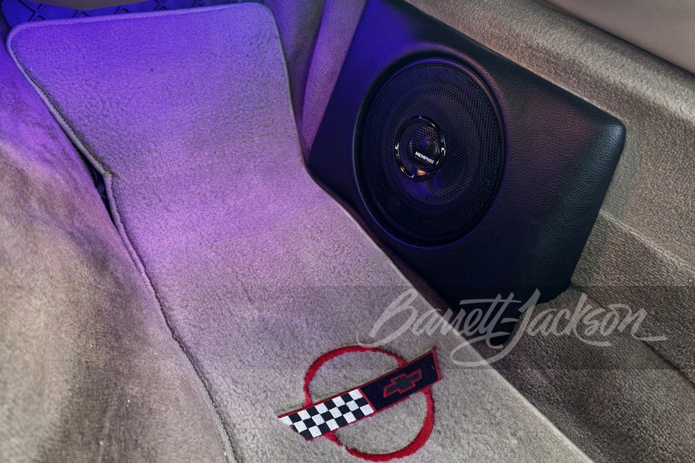 1995 Chevrolet Corvette C4 - Image 9 of 17