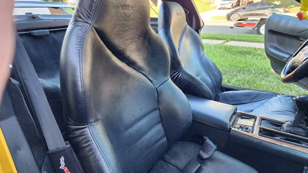 1995 Chevrolet Corvette C4 - Image 19 of 23