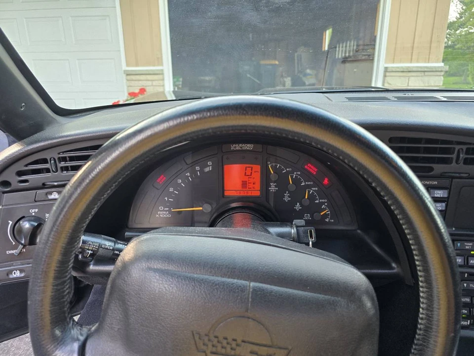 1995 Chevrolet Corvette C4 - Image 5 of 9