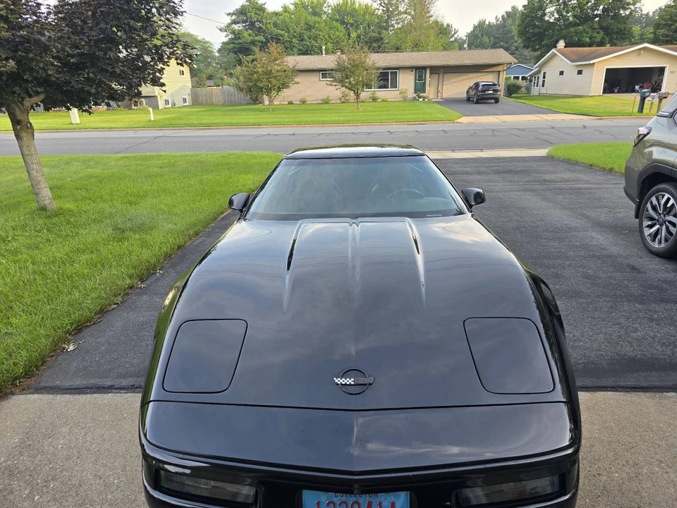 1995 Chevrolet Corvette C4 - Image 8 of 9