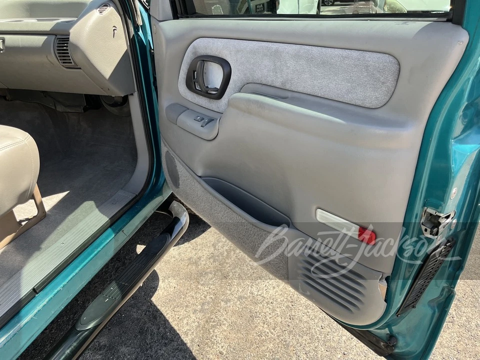 1995 Chevrolet C/K 4th Gen - Image 16 of 23