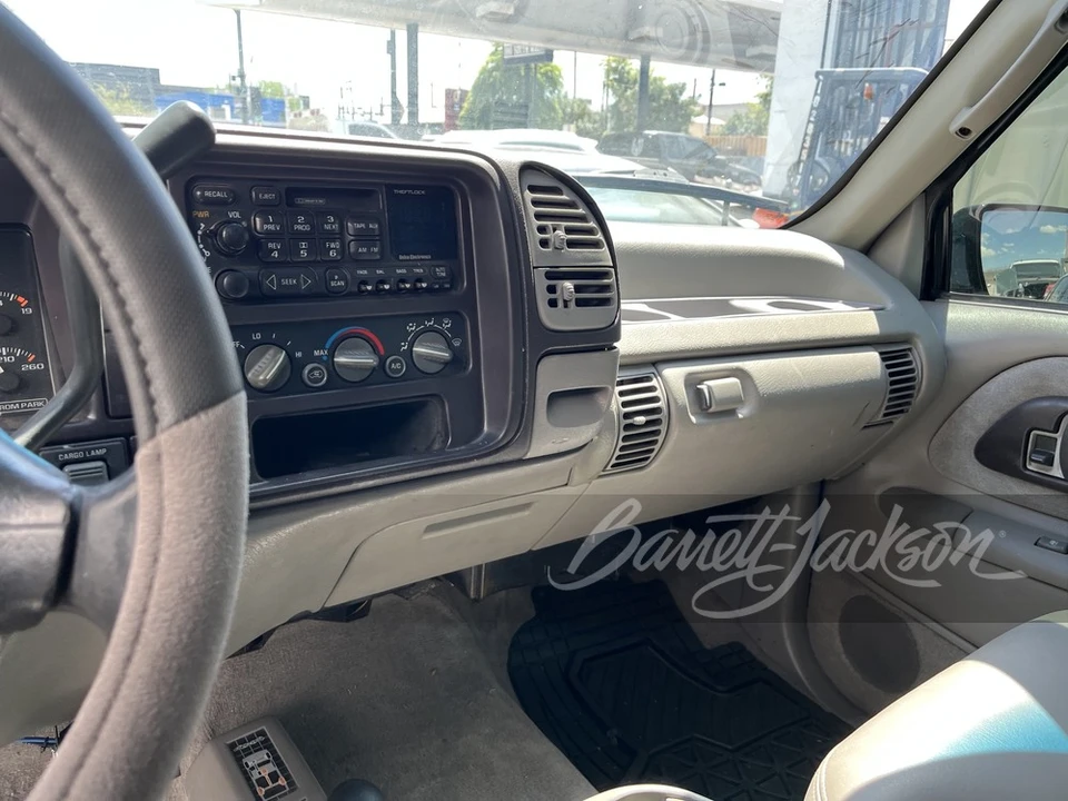 1995 Chevrolet C/K 4th Gen - Image 17 of 23