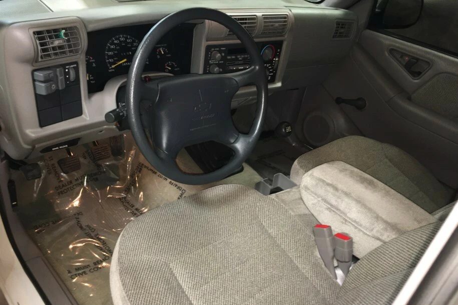 1995 Chevrolet S-10 - Image 4 of 5