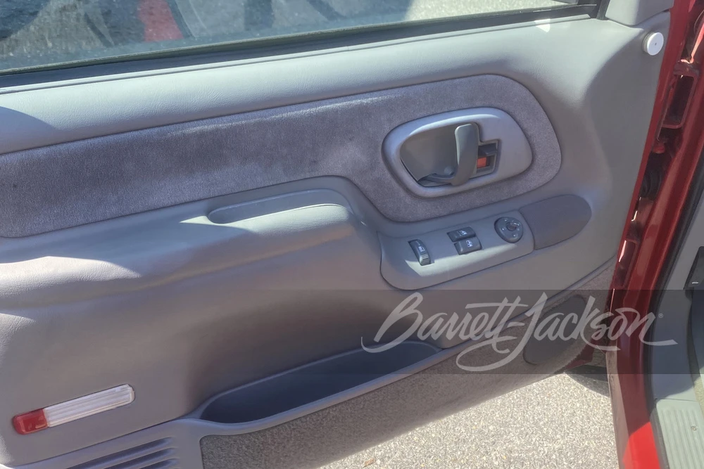 1995 Chevrolet C/K 4th Gen - Image 10 of 15