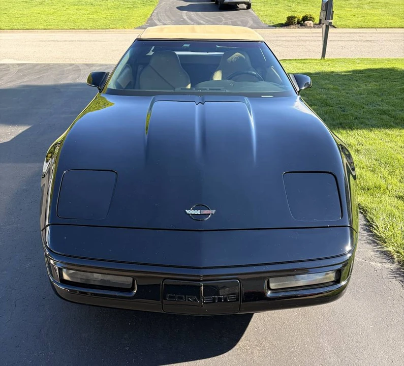 1995 Chevrolet Corvette C4 - Image 2 of 11