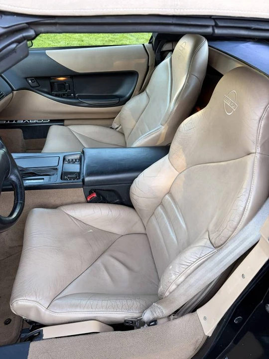 1995 Chevrolet Corvette C4 - Image 7 of 11
