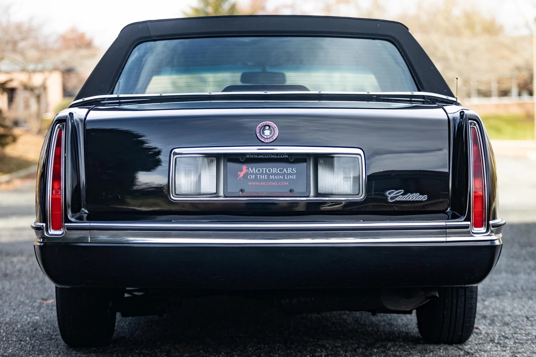 1995 Cadillac DeVille 8th Gen - Image 5 of 19