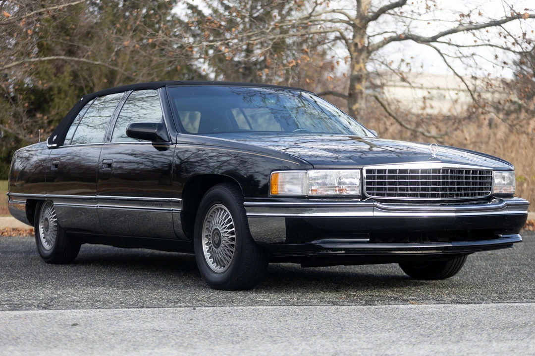 1995 Cadillac DeVille 8th Gen - Image 19 of 19