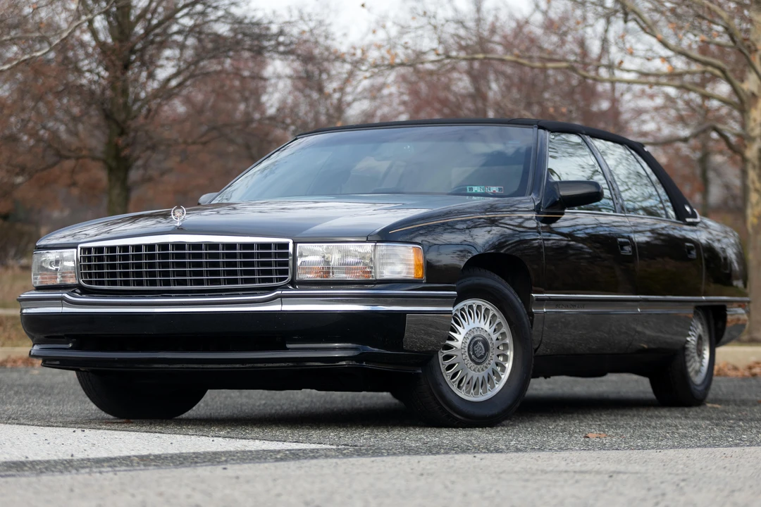 1995 Cadillac DeVille 8th Gen - Image 7 of 19