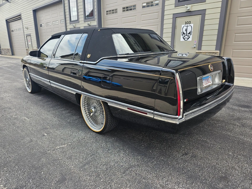 1995 Cadillac DeVille 7th Gen - Image 6 of 21
