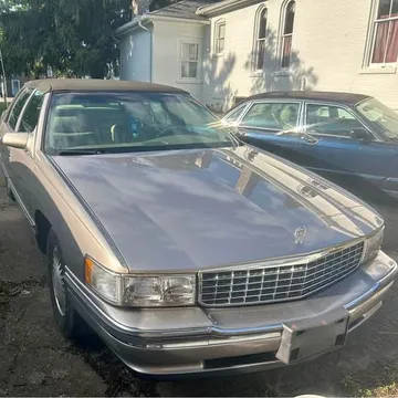 1995 Cadillac DeVille Sedan 4D