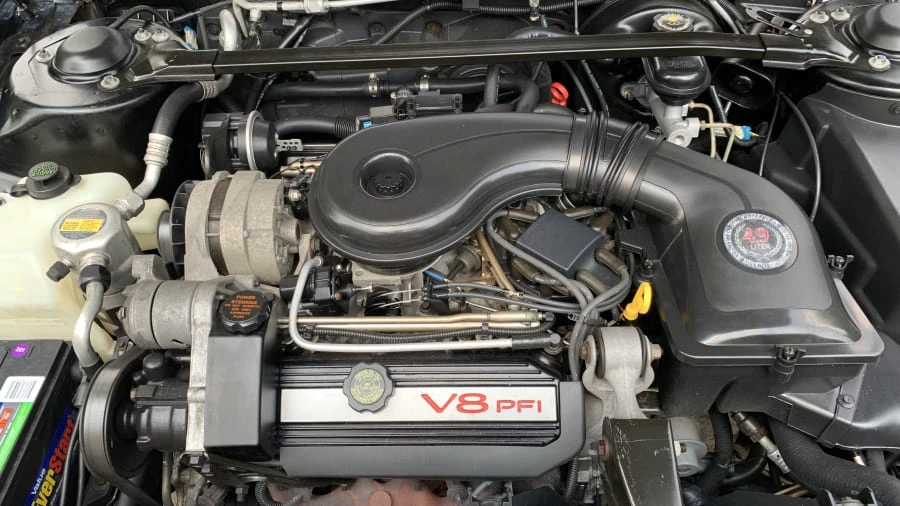1995 Cadillac DeVille 7th Gen - Image 8 of 14