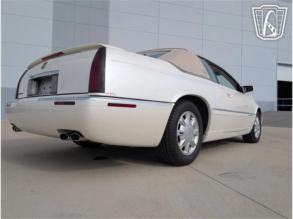 1995 Cadillac Eldorado 12th Gen - Image 16 of 31
