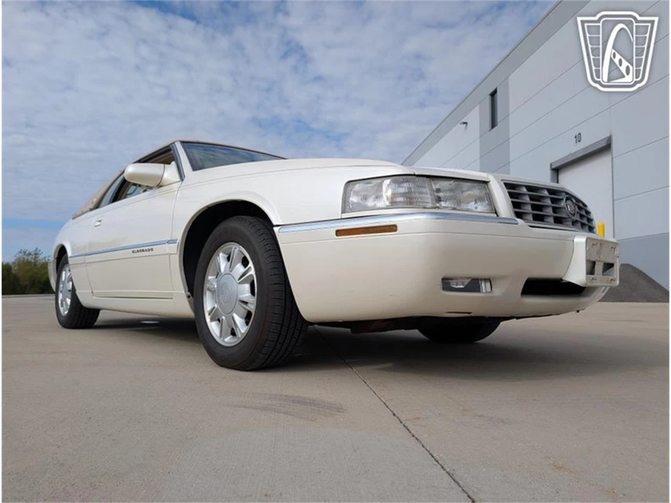 1995 Cadillac Eldorado 12th Gen - Image 21 of 31