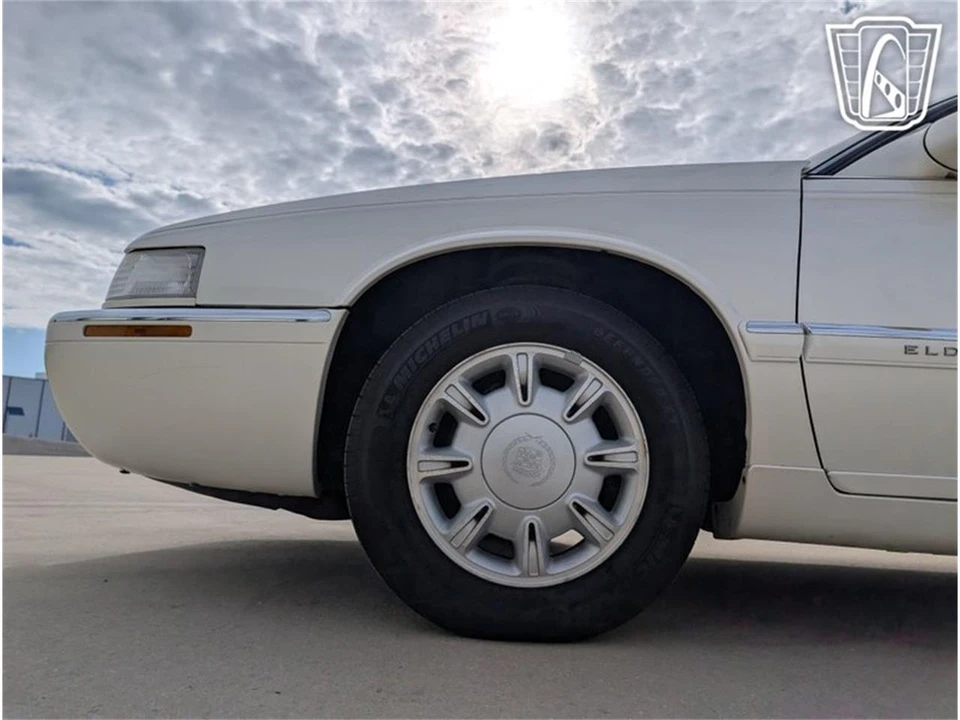 1995 Cadillac Eldorado 12th Gen - Image 27 of 31