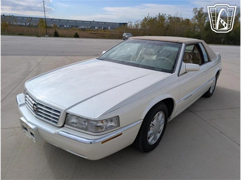1995 Cadillac Eldorado 12th Gen - Image 2 of 31