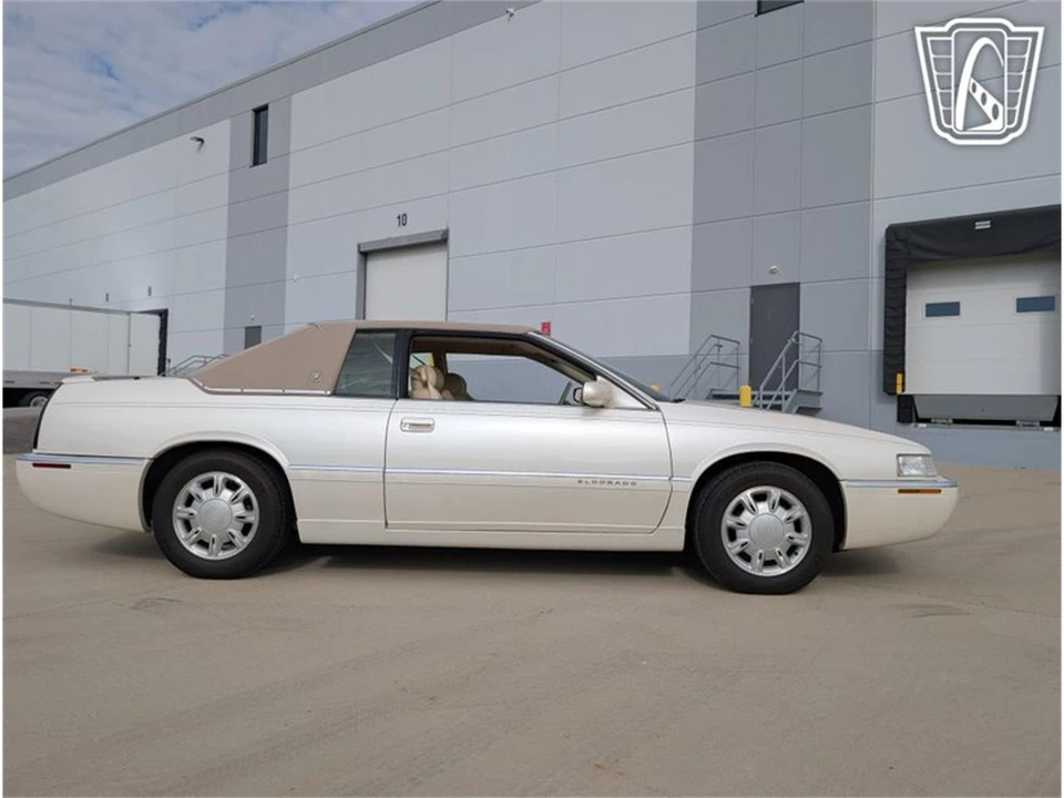1995 Cadillac Eldorado 12th Gen - Image 18 of 31