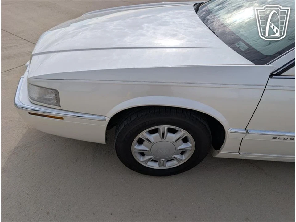 1995 Cadillac Eldorado 12th Gen - Image 25 of 31