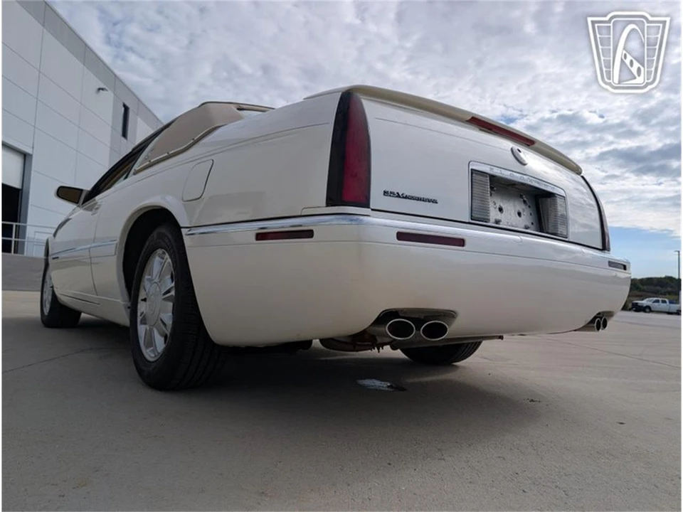 1995 Cadillac Eldorado 12th Gen - Image 10 of 31