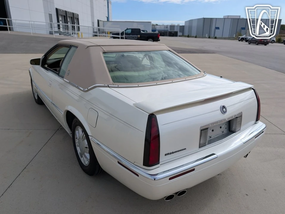 1995 Cadillac Eldorado 11th Gen - Image 9 of 12