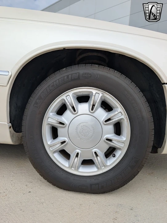 1995 Cadillac Eldorado 11th Gen - Image 18 of 21