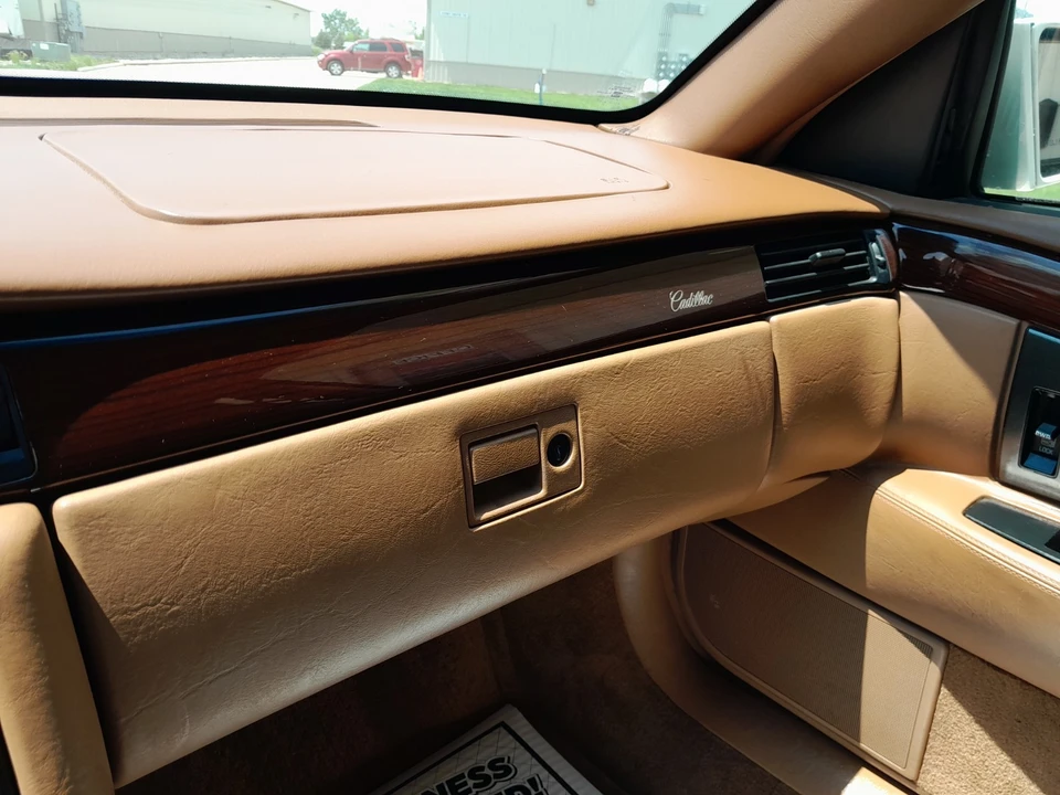 1995 Cadillac Eldorado 12th Gen - Image 8 of 21